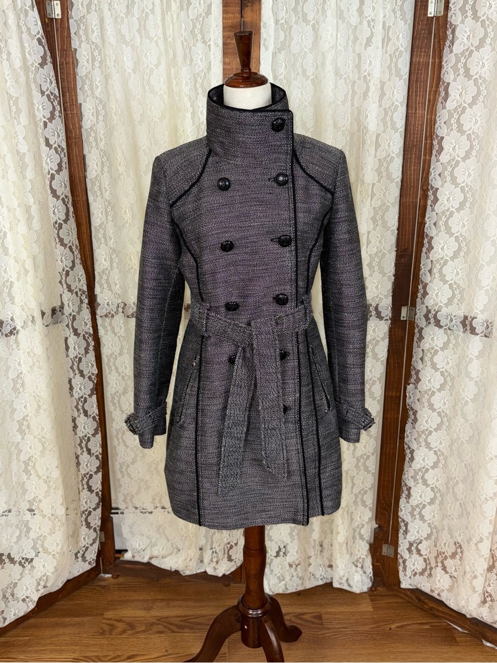 Beautiful Guess Women's Charcoal Gray Tweed Double-Breasted Trench Coat